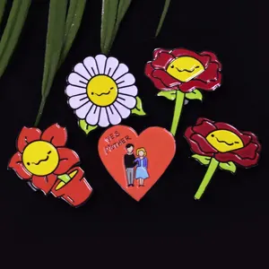 Wholesale Custom All Kinds Of Flowers Soft Enamel Lapel Pin Beautiful Flowers Pin For Clothes Decoration