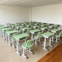 Conjunto de Silla y Escritorio para Aula de Primaria y Secundaria, Estilo Moderno, Diseño Corrector de Postura, Material Plástico