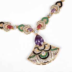 Conjunto de Joyería en Forma de Abanico Chapado en Oro de Moda con Piedras de Circonita Cúbica Coloridas, Collar y Aretes Esmaltados para Regalo de Aniversario o Cumpleaños - Product Image 6