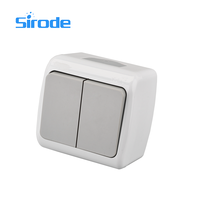 Sirode Série 8005E Boîtier de prise murale domestique étanche IP54 Interrupteur électrique 1-gang 1/2 voies Courant max 10A Tension max 250V