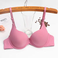 Soutien-gorge tendance et confortable, sous-vêtement push-up à armatures