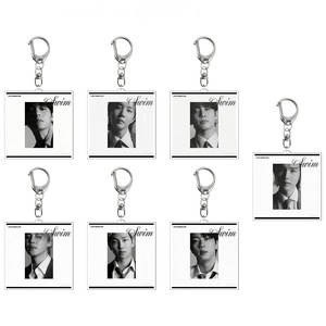 Llavero de acrílico con impresión UV del grupo juvenil de K-pop JiMin V JungKook, colgante de moda coreana, recuerdo para mochila - Product Image 1