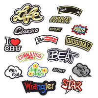 Parches bordados de chenilla con eslogan personalizado al por mayor, 16 unidades, ecológicos, termoadhesivos, insignia OEM Classic Beat Star para chaqueta y diseño floral
