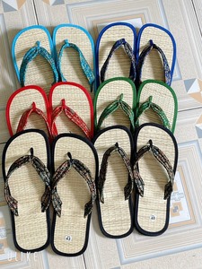 New Design 2024 Hot Sale 2024 Full Size Sedge Mats Hotel <b>slippers</b> Brings a Fragrant and Comfortable - Product Image 3
