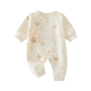 Traje de punto de una pieza para bebé de Otoño Invierno, mameluco fino de capa de aire de algodón con costuras sin hueso y estilo bonito para usar al aire libre - Product Image 1