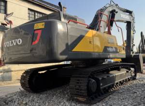 Excavatrice sur chenilles hydraulique Volvo EC480 EC350 EC300 d'occasion de haute qualité, 95% neuve, 48 tonnes, équipement de construction d'occasion, EPA CE - Product Image 5