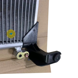 คอนเดนเซอร์แอร์รถยนต์ OEM 8846004210 HBS สำหรับ Tacoma 8846004210 ปี 2012-2015 - Product Image 3