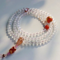 Bracelet en pierres naturelles 108 perles Mala Méditation Soulagement de l'anxiété Pierre de lune Perles artisanales Perles d'espacement en agate pour femme Pierre précieuse
