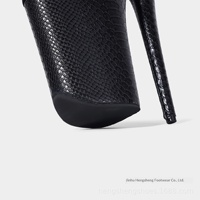 Escarpins sexy à plateforme imperméable de 23 cm avec bout ouvert, semelle extérieure en caoutchouc, doublure en peluche courte artificielle, pour boîte de nuit, défilé et pole dance