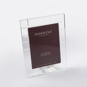 Wholesale Modern Design Elegant Picture Glass Crystal Frame Luxury Photo Stand For Family Office Table Decorations