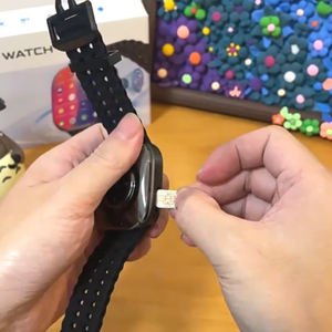 Reloj Inteligente HKSF P2 W527 con Tarjeta SIM para Todas las Redes, Desbloqueo por Huella Dactilar, Pantalla AMOLED de 2.13'', Batería de 1100 mAh, Monitor de Frecuencia Cardíaca - Product Image 2