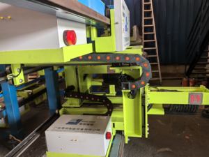 YueLead 지능형 장비 알루미늄 교정 기계 - Product Image 2