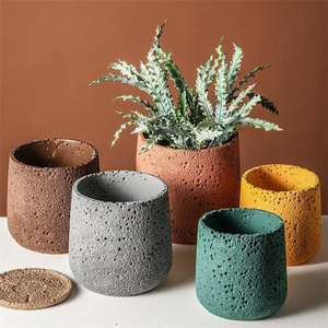 Macetas de Cemento Perforadas Extra Grandes, Ecológicas, de Estilo Nórdico Moderno, para Interiores y Exteriores, con Capacidad de 0.5L, Elegantes para el Hogar y el Jardín - Product Image 1