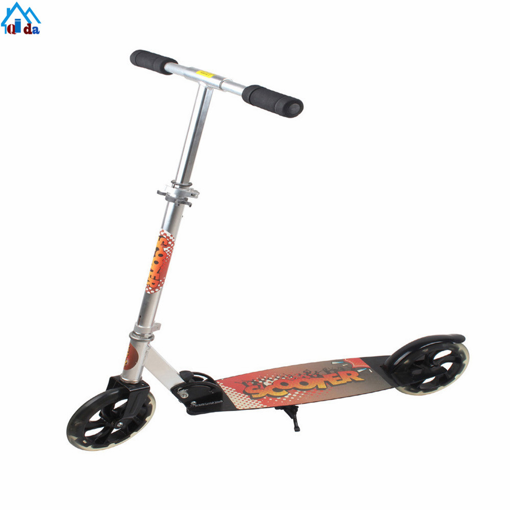 Хит продаж, скутер ScooterCE, одобренный ScooterFoot