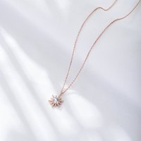 Collier Mlluki en argent sterling 925 avec pendentif fleur de soleil opale et zircon cubique pour femme