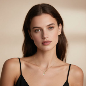 <span class=keywords><strong>Collana</strong></span> con Pendente Geometrico in <span class=keywords><strong>Argento</strong></span> 925 Personalizzabile con Logo, Romantico Moissanite Rotondo da 3mm, Regalo per Donne e Ragazze - Product Image 3