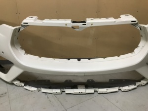 Parachoques Delantero Maserati Levante GTS Trofeo OEM 670119704G M161 - Product Image 4