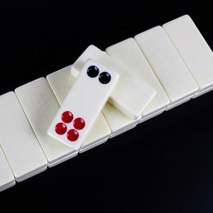 Jeu de dominos chinois (Tuiles Pai Gow) 32 pièces |   Jeu chinois classique pour la famille et les fêtes |   Points rouges/noirs, dos vert antidérapant - Product Image 4