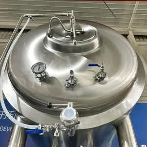 Réservoir de bière brillante à carbonatation empilable de 500L/Réservoir de bière brillante de 500L avec gaine à fossettes et couche d'<span class=keywords><strong>isolation</strong></span> - Product Image 2