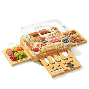Planche à découper en bambou avec couteaux et fourchettes intégrés, couvercle, plateau pour fruits, pain, steak, plateau de service portable pour extérieur - Product Image 1