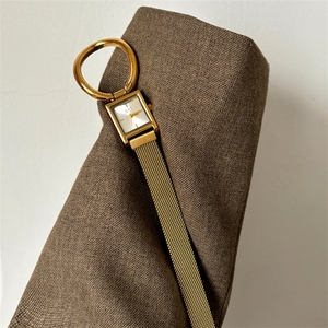<span class=keywords><strong>Montre</strong></span> pour <span class=keywords><strong>femme</strong></span> IEKEs, style mi-<span class=keywords><strong>montre</strong></span>-<span class=keywords><strong>bracelet</strong></span>, grande <span class=keywords><strong>montre</strong></span> carrée rétro, de niche, luxe léger, <span class=keywords><strong>bracelet</strong></span> en maille magnétique, <span class=keywords><strong>montre</strong></span>-<span class=keywords><strong>bracelet</strong></span> pour <span class=keywords><strong>femme</strong></span>, en direct - Product Image 2