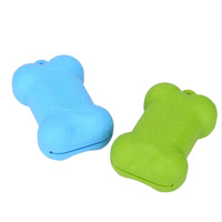 Pochette de rangement portable pour nourriture pour chien en forme d'os Zoyi, pochette en silicone portable pour friandises pour chien, distributeur de nourriture pour chien pour la promenade et l'entraînement en extérieur