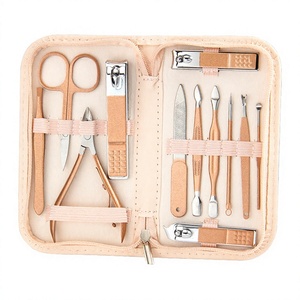 Juego de Manicura Profesional de Acero Inoxidable Martensítico Color Oro Rosa, 7 en 1, Cortaúñas, Mini Kit de Belleza de Viaje, Estuche Rosa - Product Image 4