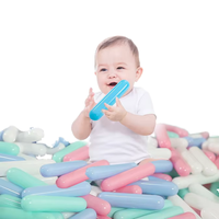 Balle de piscine à balles en plastique colorée et épaisse pour bébés et enfants, jouet de sécurité en peluche, bâton d'arrosage, balle marine pour piscine à balles