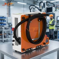 Nouvel équipement de nettoyage au laser à fibre pulsée mini 200W 300W pour l'élimination de la rouille, de la saleté et des revêtements anciens sur les pièces irrégulières en aluminium