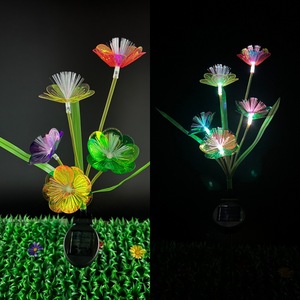 Lumière LED solaire en forme de fleur de prunier à 5 têtes, colorée, pour la décoration de jardin et de pelouse, éclairage extérieur - Product Image 1