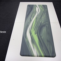 Tapis de yoga en PU de 4,5 mm d'épaisseur avec technologie de fixation des couleurs avancée et design contrasté pour le fitness et le Pilates