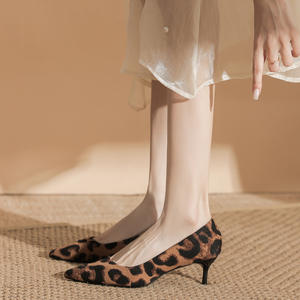 Zapatos de Tacón Alto Estilo Francés, Color Sólido, Punta Puntiaguda, Tacón de 6 cm, Deslizables, Formales, Parte Superior de Cuero Genuino, para Uso Diario - Product Image 4