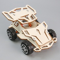 Voiture de course miniature en bois à quatre roues motrices T-M103 pour projets DIY et travaux manuels scientifiques des élèves du primaire et du collège