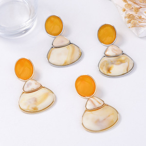 ต่างหูกระดุมเรซินโลหะผสมสไตล์ฝรั่งเศสย้อนยุคสำหรับผู้หญิง - Product Image 3