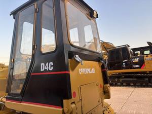 Bulldozer D4C Usado Avanzado con Motor de Alta Resistencia para Minería, Construcción, Movimiento de Tierras y Aplicaciones Industriales - Product Image 5