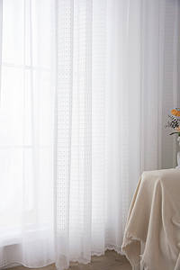 Logo personalizzato con finestra francese In stile Vintage ricamato In garza bianca con tenda In garza morbida e rifinita con trasmissione della luce - Product Image 3