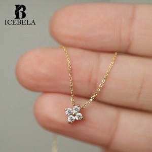 Collar de Lujo Coreano de Plata Esterlina 925 al por Mayor con Colgante de Trébol de Cuatro Hojas de Circón Chapado en Oro de 18k para Mujer - Product Image 4