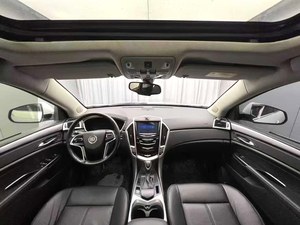 Cadillac SRX 3.0SIDI V6 SUV 2015, 271HP, 302Nm, Motor Potente, Pintura de Fábrica, Interior Elegante - Product Image 4