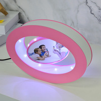 Foto flotante de levitación magnética giratoria de etiqueta privada con luz LED para decoración de dormitorio
