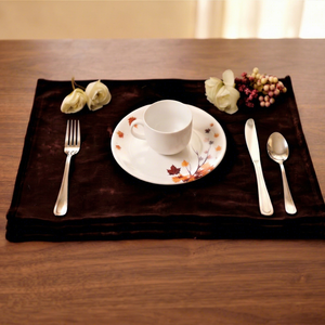 Set de table en velours marron, tapis de table doux, design classique, écologique, lavable, décoration de table de luxe, restaurant, hôtel, mariage - Product Image 1