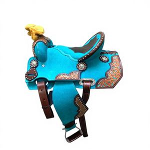 Ensemble de selle Western en cuir et bois avec motifs de course de barils haut de gamme |   Accessoires en acier inoxydable façonnés à la main, ensemble de tack gratuit pour l'équitation - Product Image 1