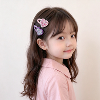 Nouvelles pinces à cheveux cœur à paillettes pour enfants, pinces BB pour filles, pinces latérales pour franges, accessoires de cheveux mignons de haute qualité pour bébés, parfaits pour les mariages.