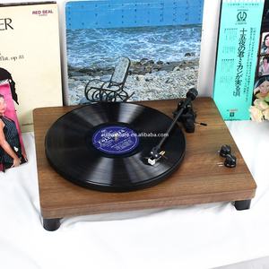 Gramaphone Retro de <span class=keywords><strong>vinilo</strong></span> de fibra de carbono, diseño de Tonearm, tocadiscos de aluminio puro, reproductor de discos con estera deslizante, gran oferta de fábrica - Product Image 3