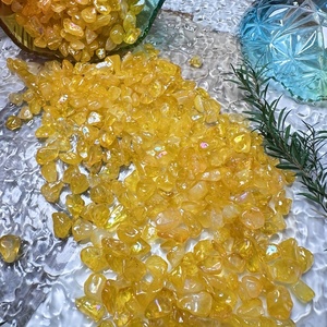 Vente en gros de pierres brutes de quartz aura colorées, pierres roulées, gravier brut pour la guérison et la décoration - Product Image 4