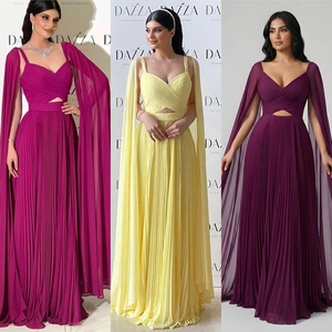 Vestido de Noche Morado Plisado Serene Hill LA73021 con Mangas Tipo Capa, Escote en V Sexy, Vestidos de Fiesta Sencillos 2026 - Product Image 3