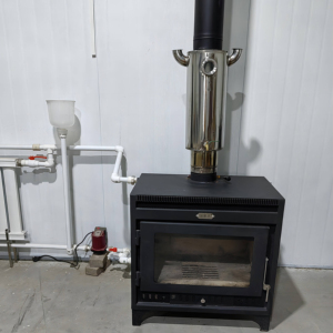 Real Fire Indoor Independiente Estilo europeo Estufa <span class=keywords><strong>de</strong></span> leña <span class=keywords><strong>Chimenea</strong></span> Radiador <span class=keywords><strong>de</strong></span> <span class=keywords><strong>agua</strong></span> <span class=keywords><strong>de</strong></span> acero al carbono Sala <span class=keywords><strong>de</strong></span> estar - Product Image 2