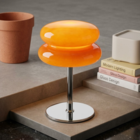 Lampe de Chevet Esthétique en Gros pour Décoration de Café, Style Bauhaus, Lampe de Bureau Chromée, Lampe Champignon Orange Originale en Verre