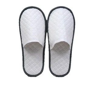 แปรงสีฟันแบบใช้แล้วทิ้งพร้อมยาสีฟันสำหรับโรงแรม เกสต์เฮาส์ ถุงฟิล์มนุ่มทรงสี่เหลี่ยม อุปกรณ์โรงแรม - Product Image 2