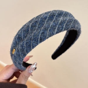 ที่คาดผมแฟชั่นสไตล์เกาหลีชุบทองสำหรับผู้หญิง รุ่นใหม่ปี 2025 ดีไซน์ทรงสูง ช่วยให้ใบหน้าดูเล็กลง-qiyu - Product Image 6