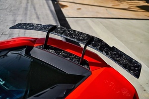 Kit carrosserie en fibre de carbone pour Lamborghini Huracan EVO : Diffuseur avant, spoiler et jupes latérales de style NT améliorés pour Huracan EVO - Product Image 4
